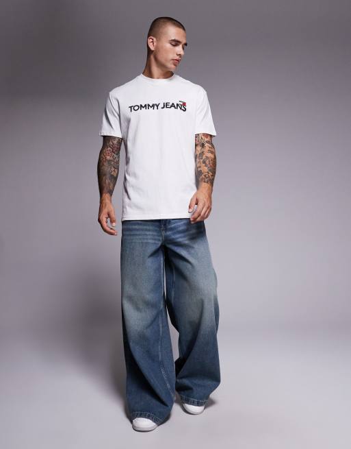 Tommy Jeans blurred logo t-shirt in white, 5 of 5