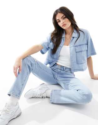 Tommy Jeans - Bluse aus Chambray in mittlerer Waschung-Blau