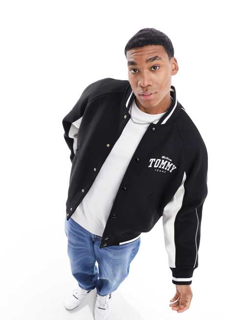 Tommy Jeans – Bomberjacke in Schwarz