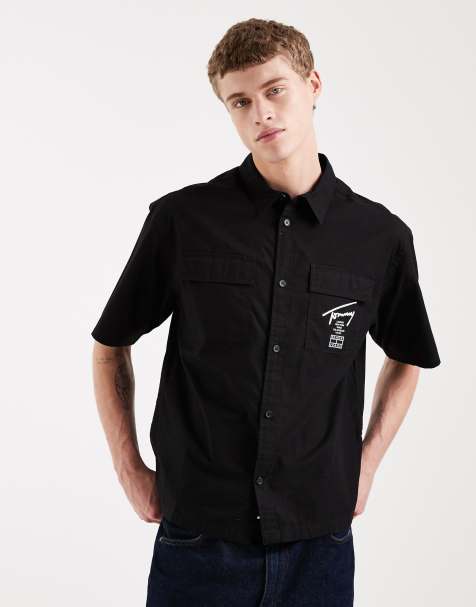 Tommy Jeans boxy skater short sleeve shirt in black