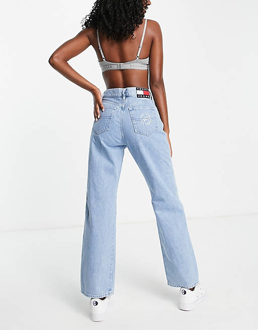 Tommy Jeans – Boyfriend-Jeans mit mittelhohem Bund und mittlerer Waschung |  ASOS