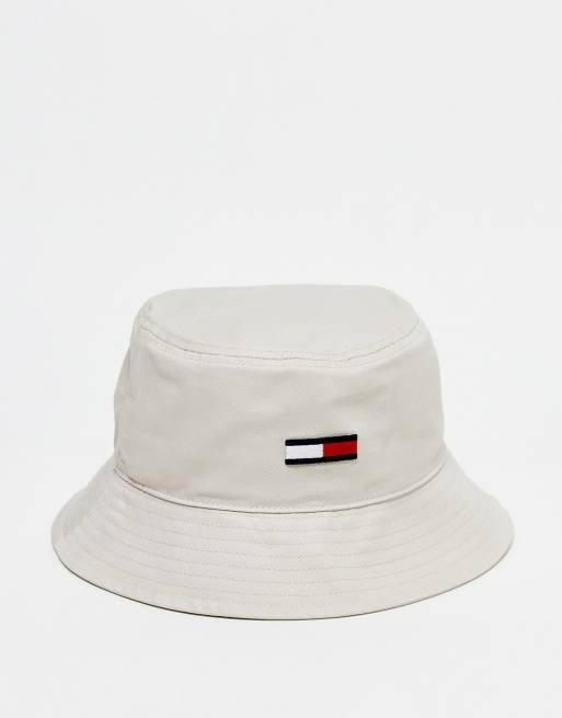 Tommy Jeans Bucket hat van katoen met vlaglogo in ecru ASOS