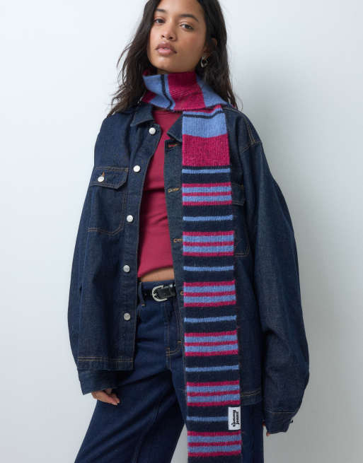 Tommy Jeans bufanda con logotipo script a rayas rojas, 1 de 5