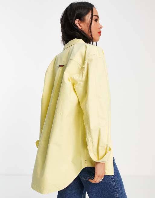 Tommy Jeans - Camicia boyfriend gialla con stemma in coordinato, 2 di 4