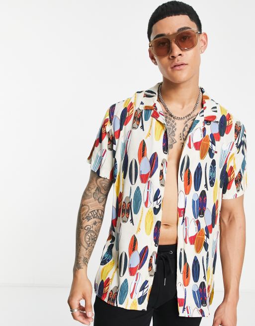 Tommy Jeans - Camp overhemd met korte mouwen en surfbordprint in multi