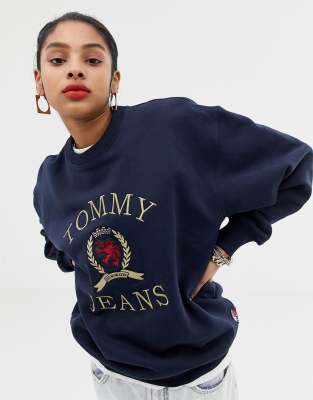 Tommy jeans crest collection navy on sale crew neck sweatshirt