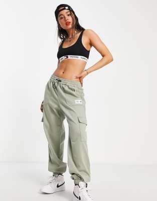 tommy hilfiger cargo pants for women