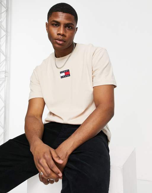 Tommy jeans centre sale logo t shirt