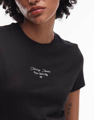 Tommy Jeans Central Swirly Logo T-shirt In Black