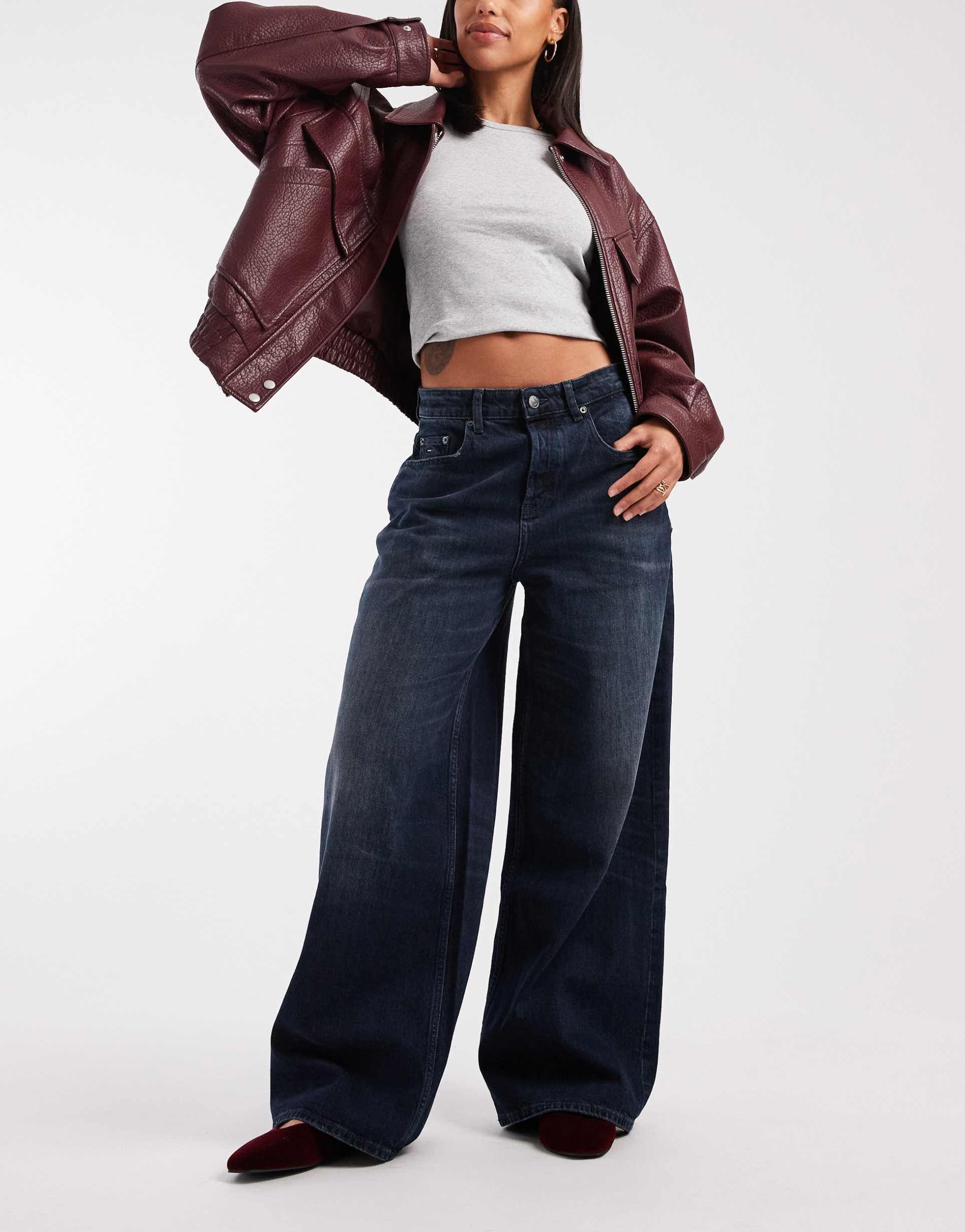 tommy jeans charlie loose fit wide leg jeans in blue black wash