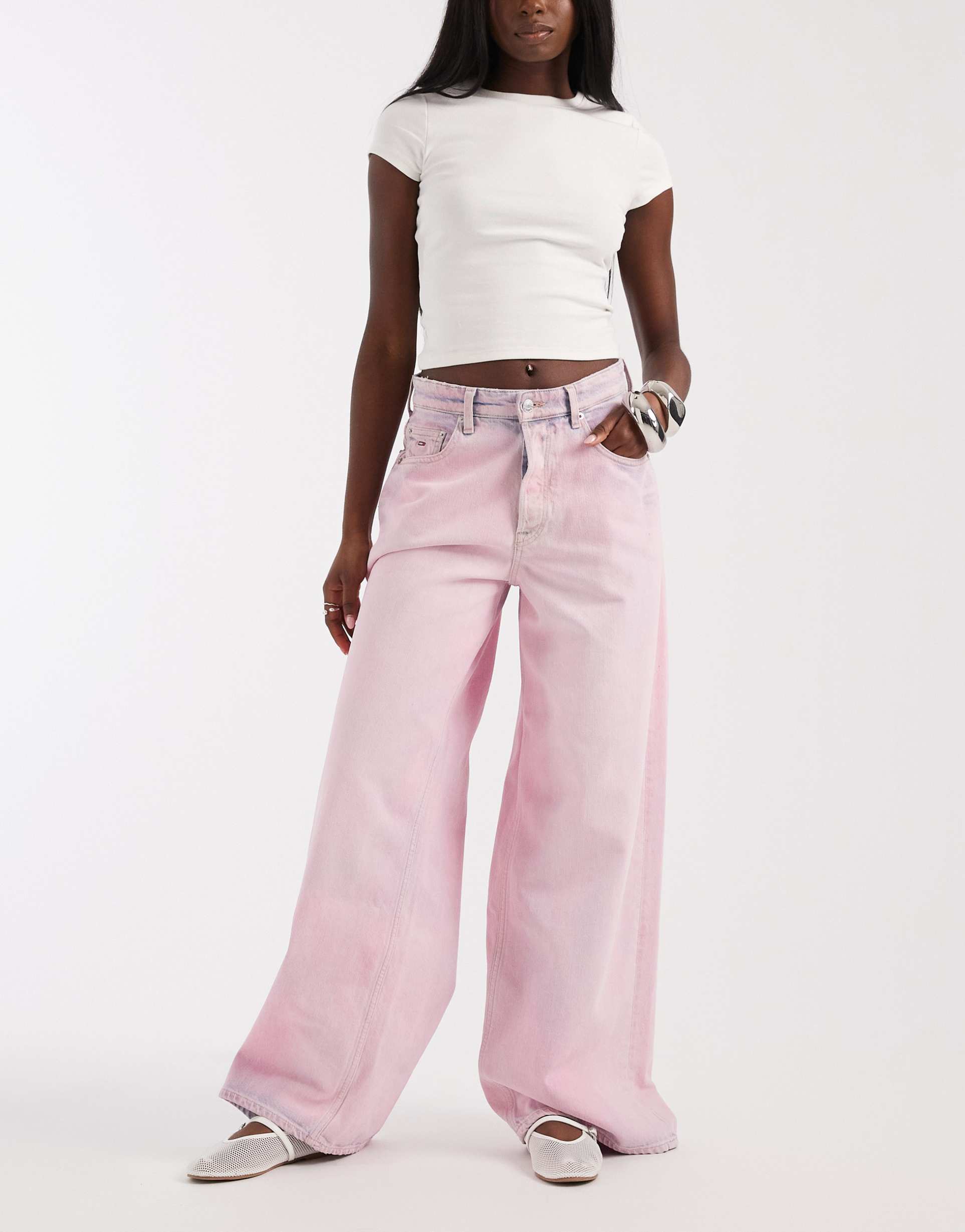tommy jeans charlie mid rise loose fit jeans in pink