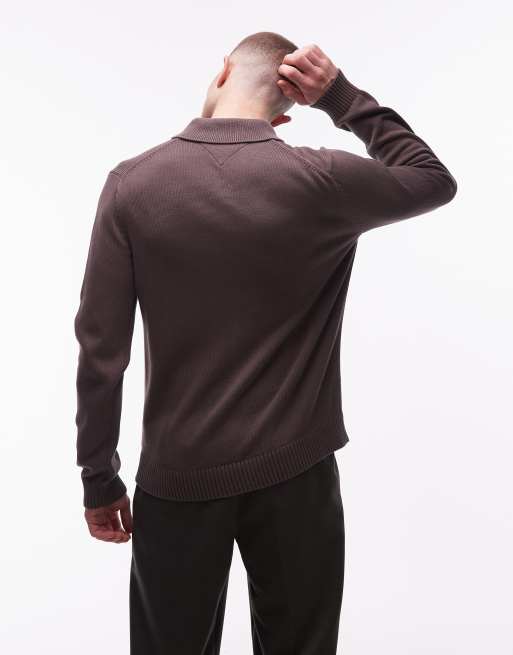 Tommy Jeans chest logo long sleeve polo shirt in brown, 3 of 5