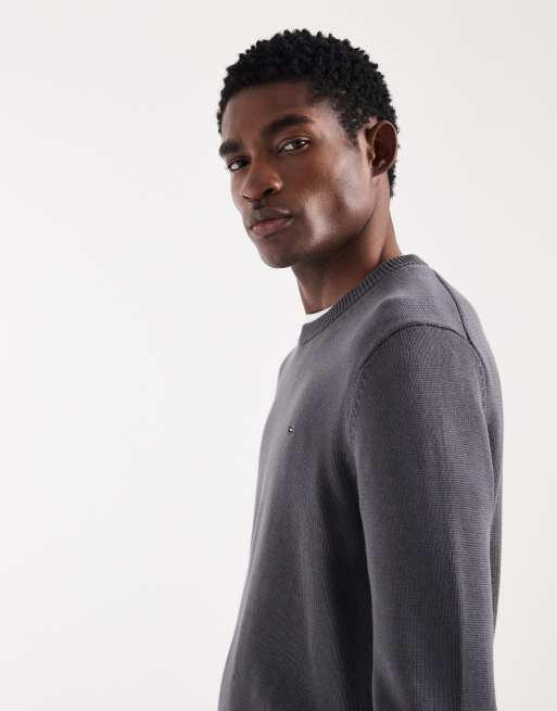 Tommy Jeans chest logo slim sweater in washed black, 4 of 5
