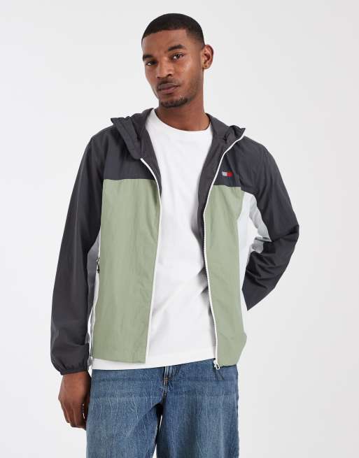 Tommy Jeans Chicago packable jacket in khaki green, 2 of 5