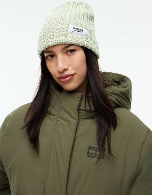 Tommy Jeans Chunky rib-knit logo beanie in light green, 4 of 4