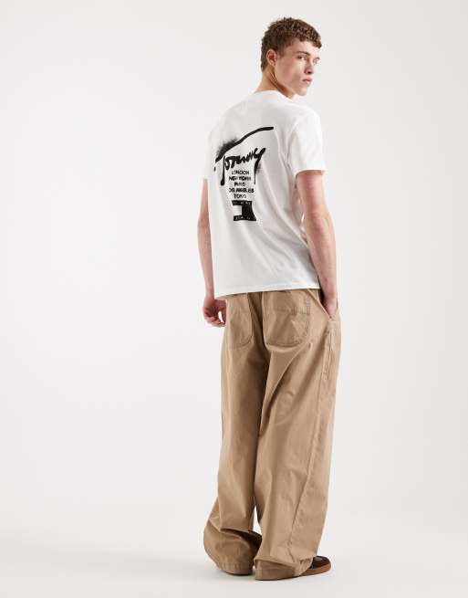 Tommy Jeans city sign logo t-shirt in white, 2 of 5