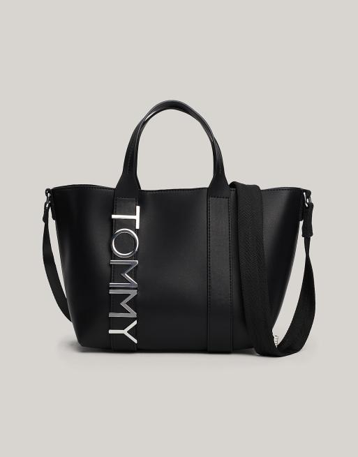Tommy Jeans – City-Tragetasche in Schwarz mit Metall-Logo
