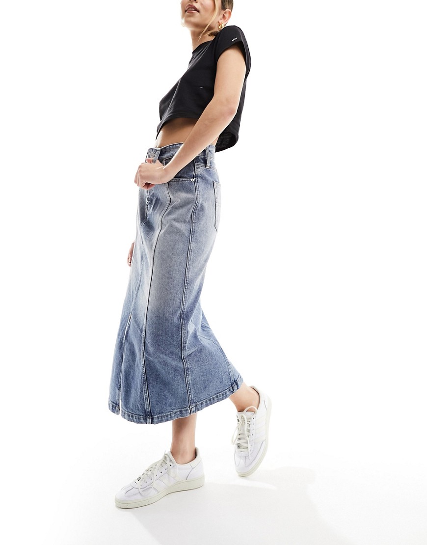 Tommy Jeans claire denim midi skirt in mid wash-Blue