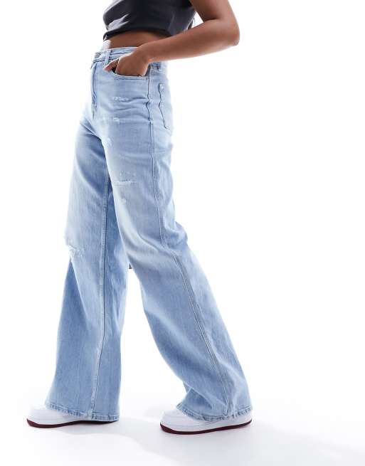 Tommy Jeans Claire high rise wide leg jeans in mid wash, 4 of 5