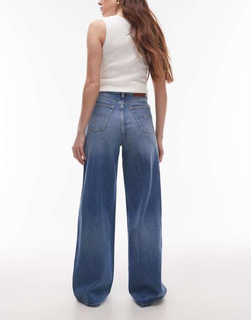 Tommy Jeans Claire high rise wide leg with flag details in mid wash, 2 of 5