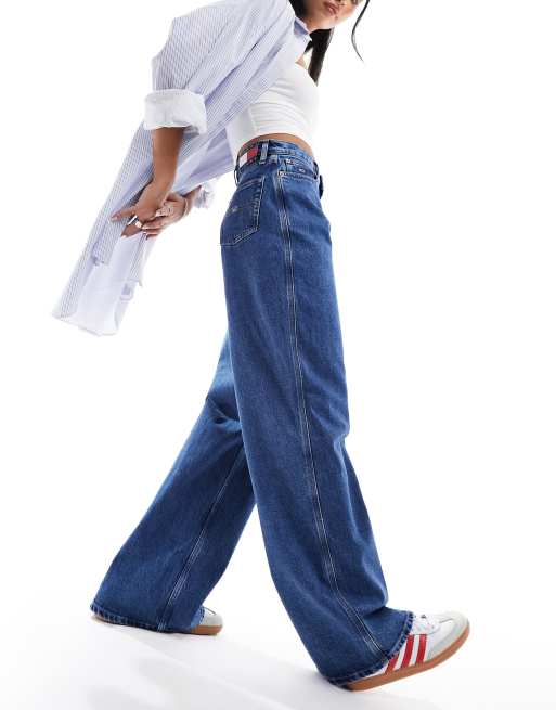 Tommy Jeans – Claire – Jeans in mittlerer Waschung mit hohem Bund