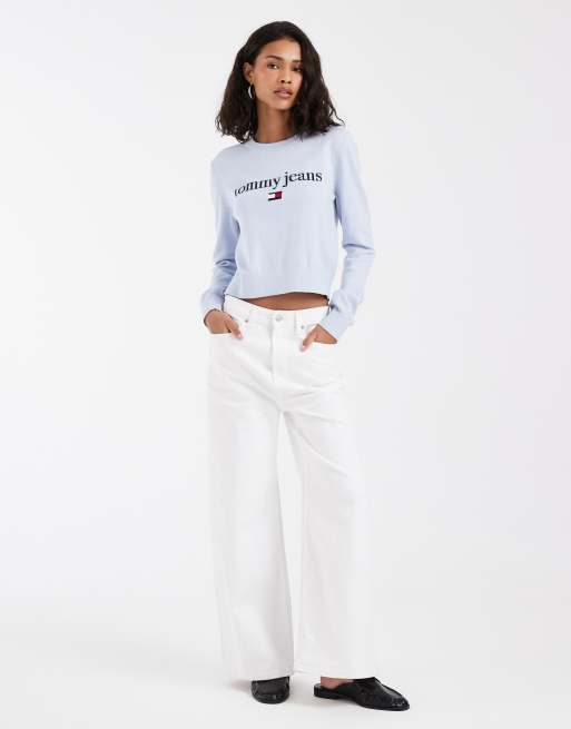 Tommy Jeans classic logo jumper in light blue, 2 of 4