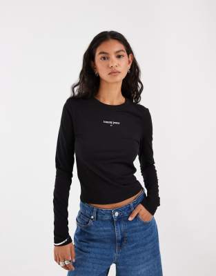 Tommy Jeans Classic Logo Slim Fit Long Sleeve T-shirt In Black