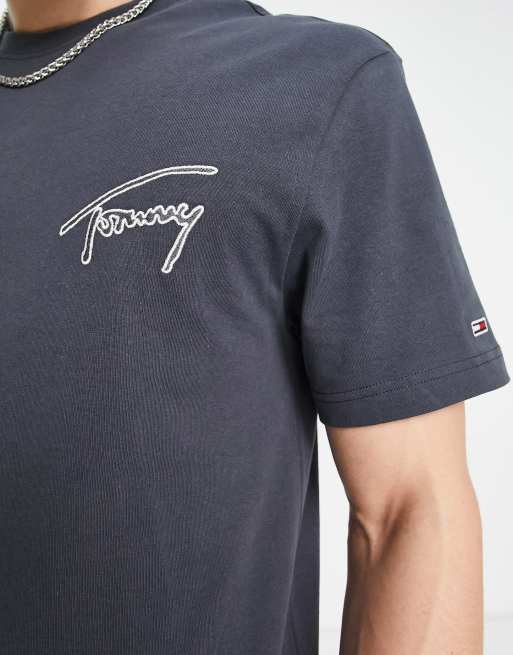 Tommy Jeans classic signature logo T-shirt in charcoal | ASOS