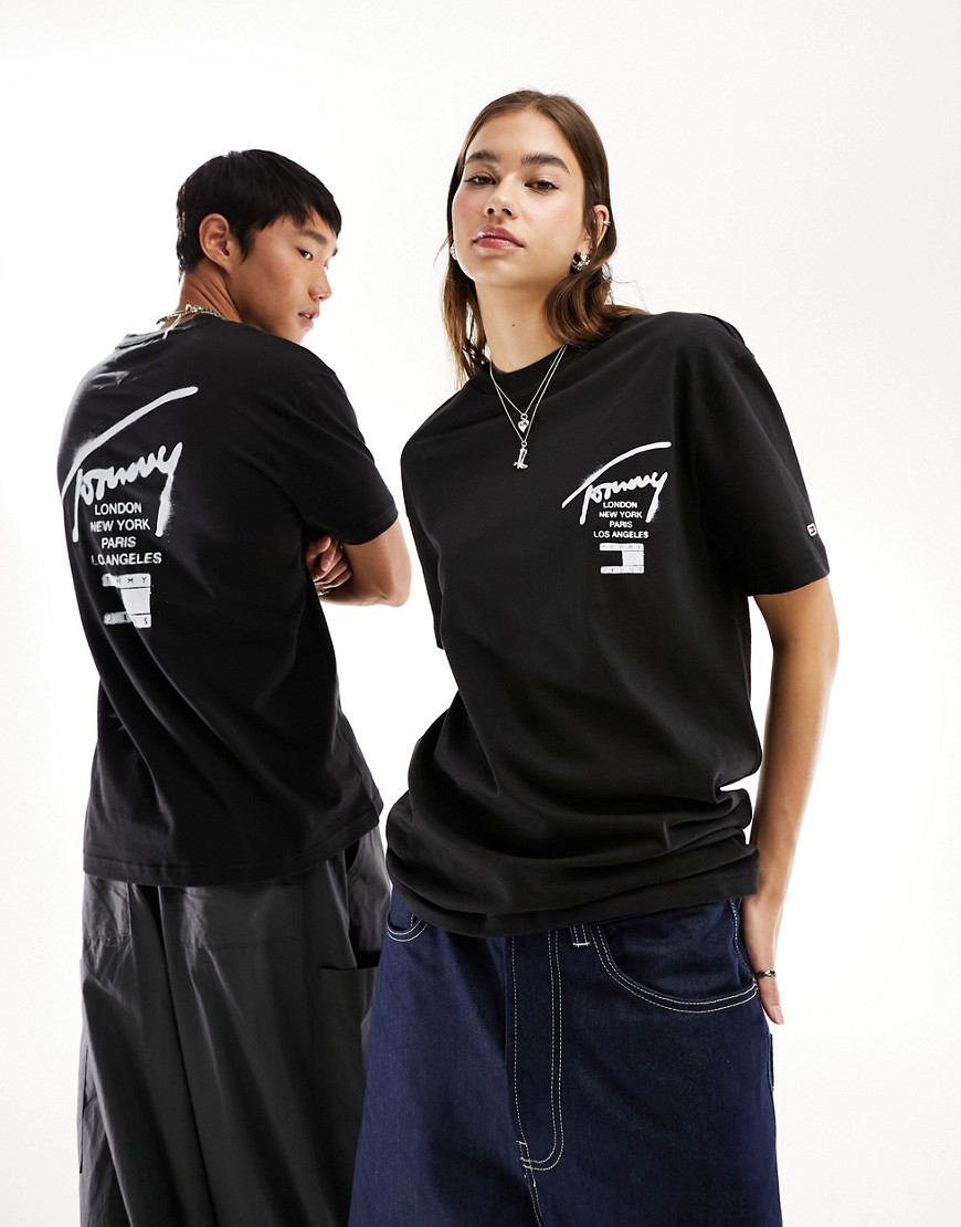 Tommy Jeans classic spray signature t-shirt in black
