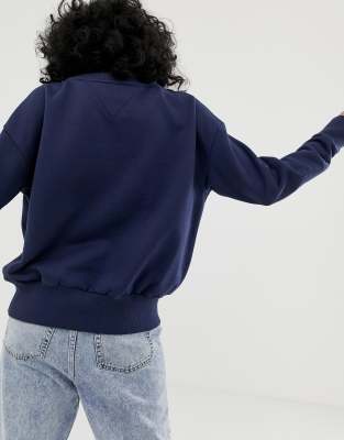 tommy jeans clean collegiate