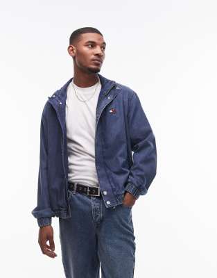 collared essential denim jacket in medium wash-Blue