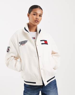 Tommy Jeans - College-Jacke in Wollweiß mit Relaxed-Fit-Passform