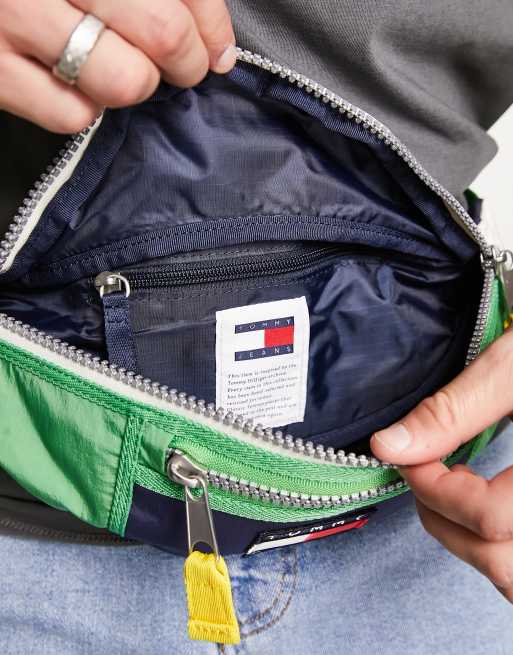 Tommy store jeans pouch