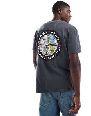 compass graphic t-shirt in charcoal gray