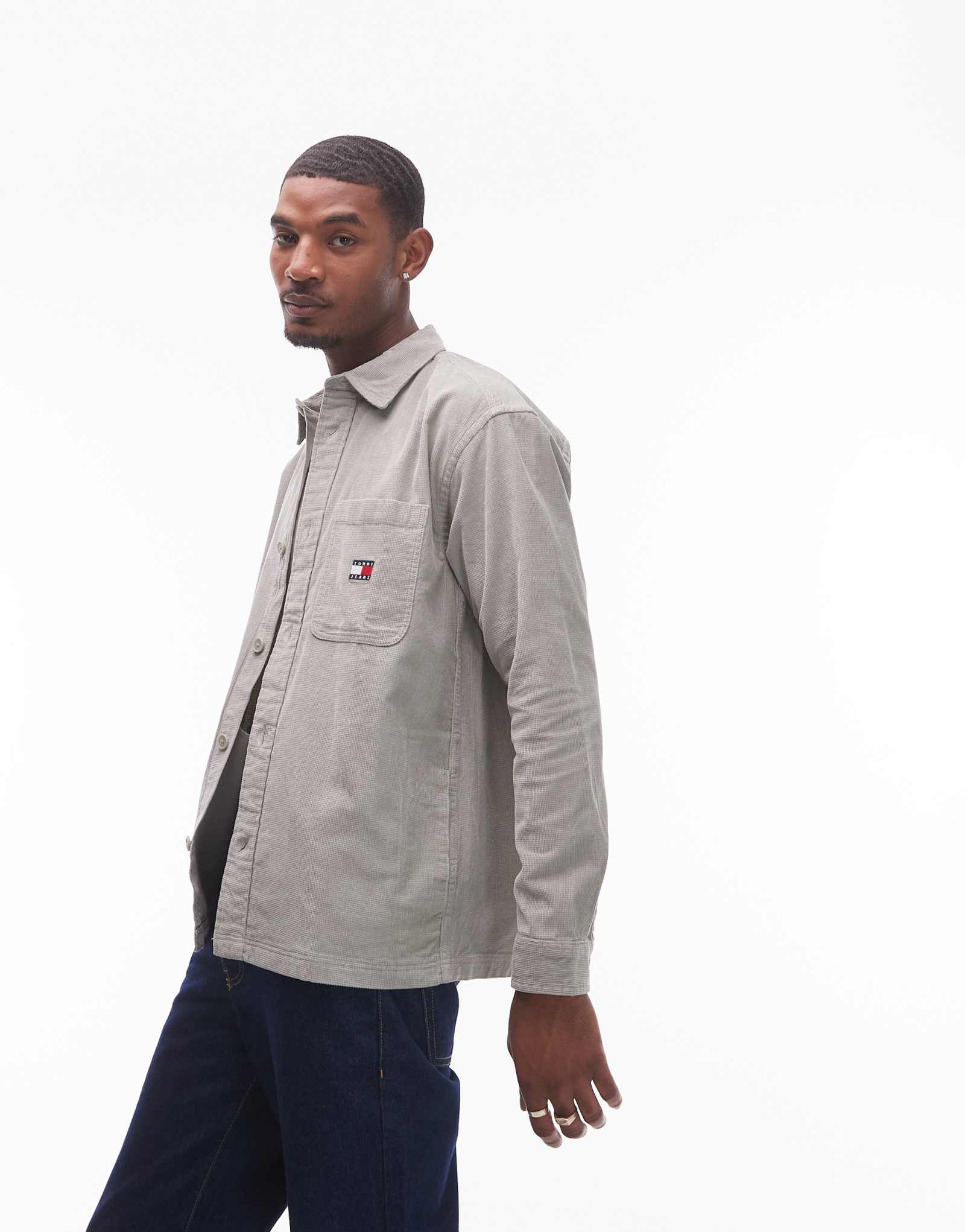 Вельветовая верхняя рубашка Tommy Jeans темно-зеленого цвета