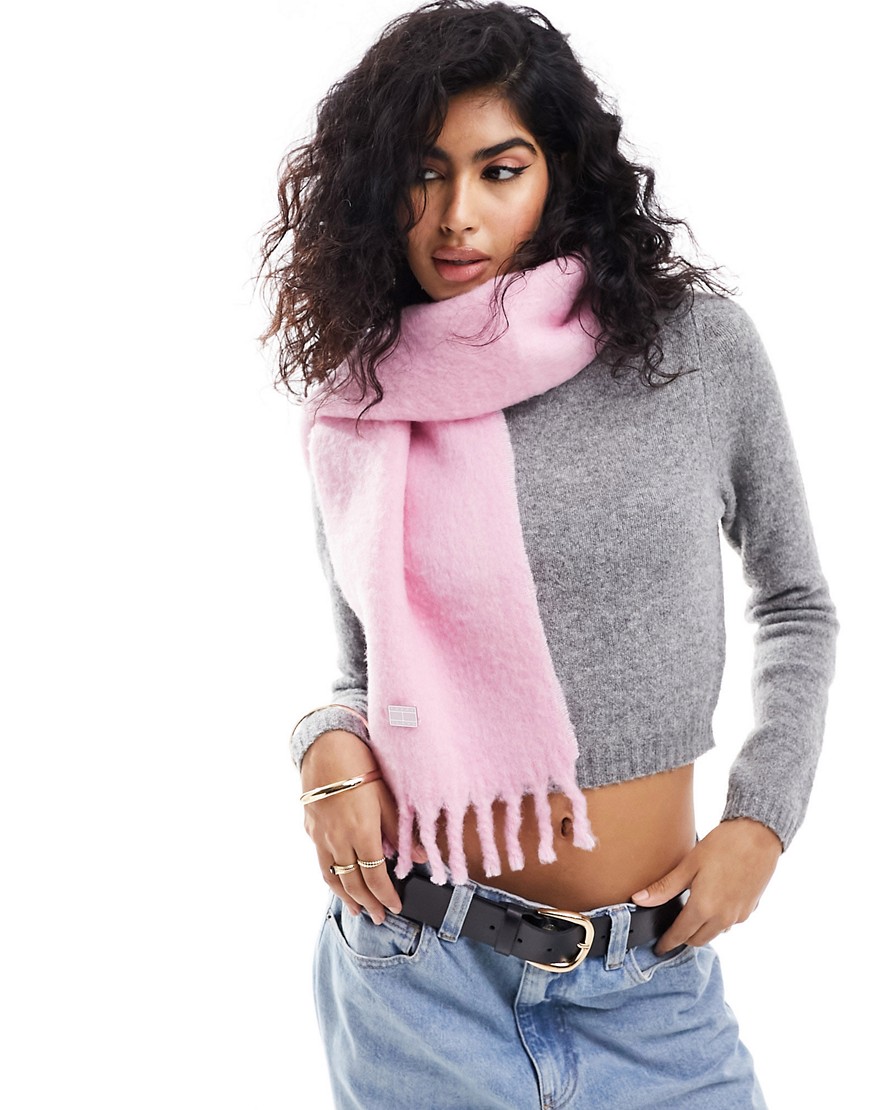Tommy Jeans cosy knit scarf in pink