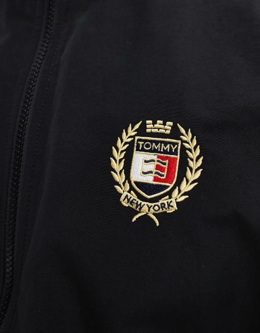 Tommy Jeans crest teddy reversible jacket in black, 4 of 4