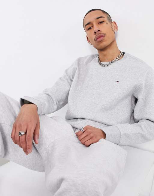 Tommy Jeans crew neck logo sweatshirt in grey | ASOS