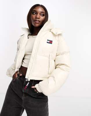 Tommy jeans logo puffer 2024 jacket