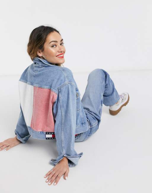 Tommy Jeans cropped denim trucker jacket in lightwash blue | ASOS