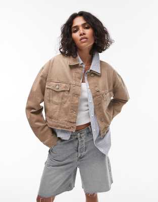 Tommy Jeans - Cropped Truckerjacke in brauner Waschung mit Oversize-Schnitt