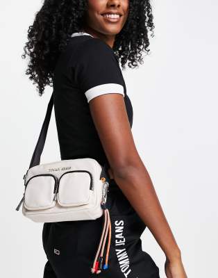 Tommy Jeans Crossover Camera Bag In Cream-pink