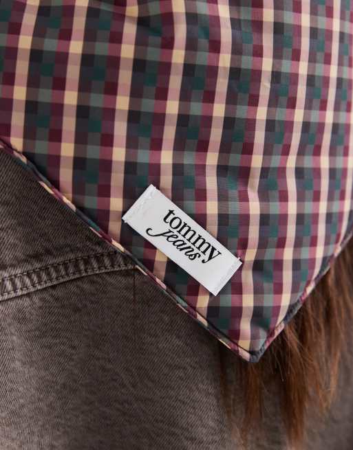 Tommy Jeans cursive logo padded scarf in pink gingham, 2 of 3