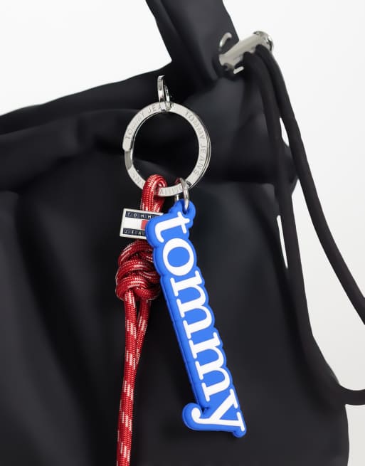 Tommy Jeans – Czarna torebka z zawieszkami, 3 z 4