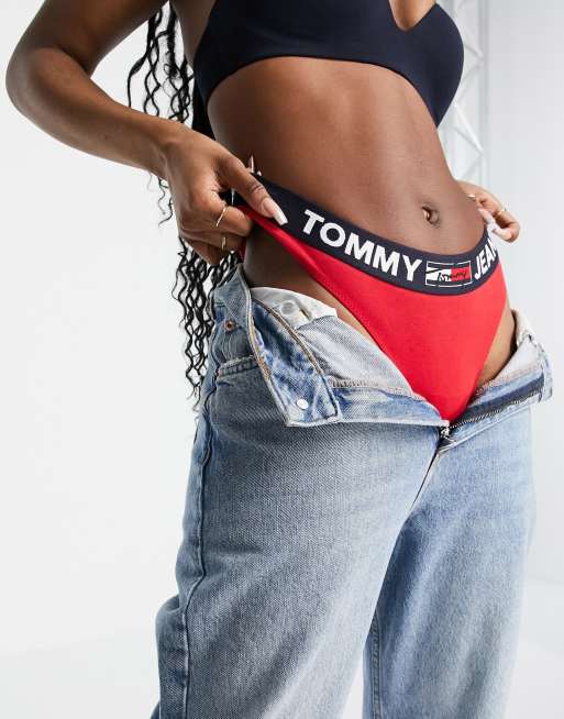 Tommy Jeans – Czerwone stringi z logo