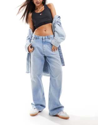 Tommy Jeans Daisy low waisted baggy jeans in light wash-Blue