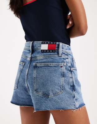 Tommy Jeans denim hot pants in midwash blue denim medium 18390₽