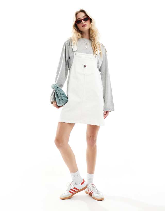 Tommy Jeans - denim pinafore dress in white wash