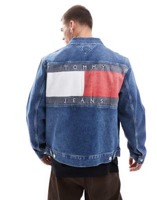 Tommy Jeans denim trucker jacket in mid wash-Blue