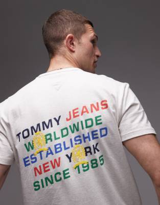 diagonal back print logo t-shirt in heathered oat-Neutral